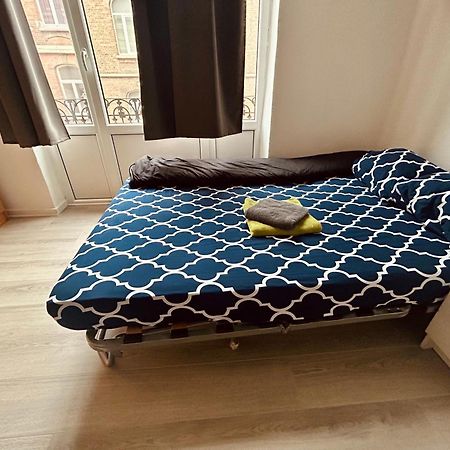 European District Hostel ブリュッセル エクステリア 写真