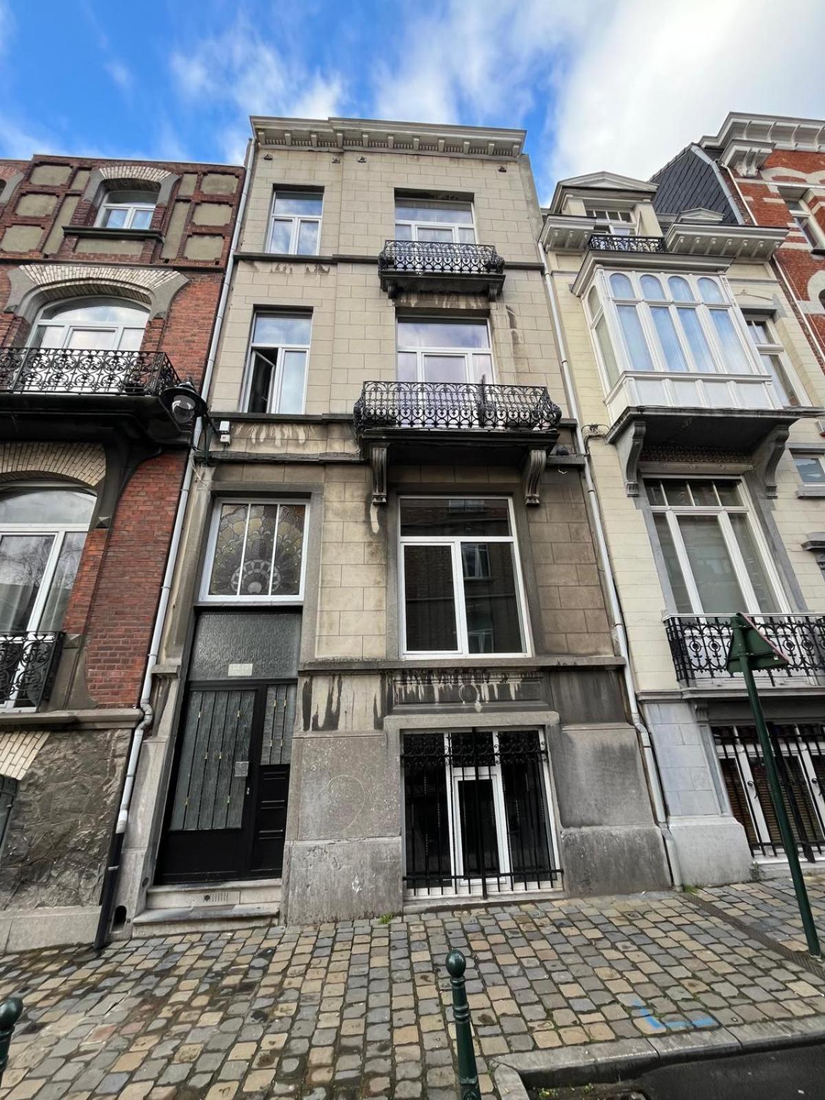 European District Hostel ブリュッセル エクステリア 写真